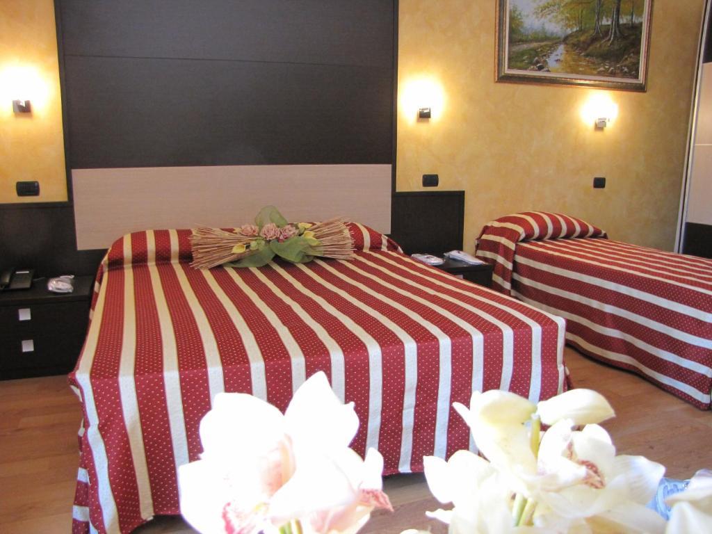 Hotel Iacone เคติ ห้อง รูปภาพ