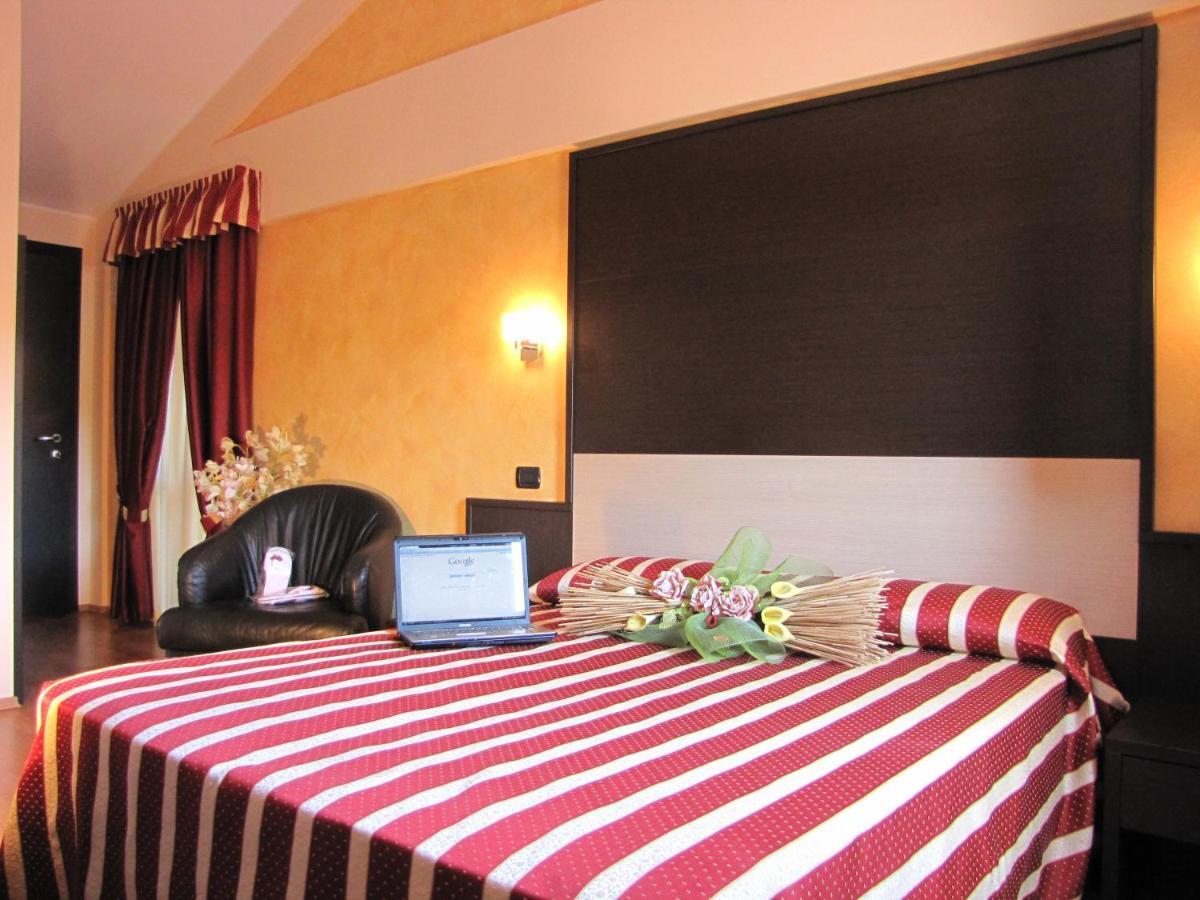 Hotel Iacone เคติ ห้อง รูปภาพ