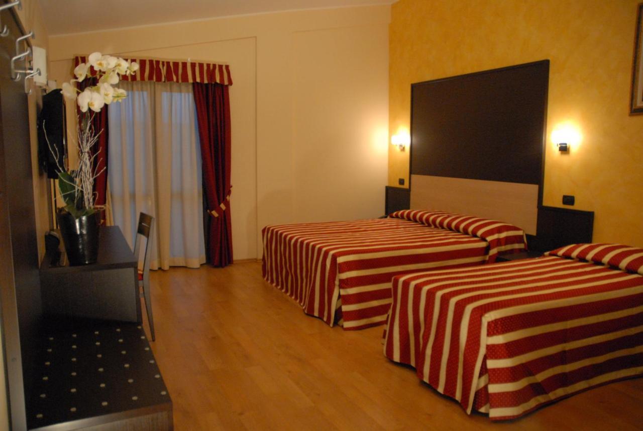 Hotel Iacone เคติ ห้อง รูปภาพ