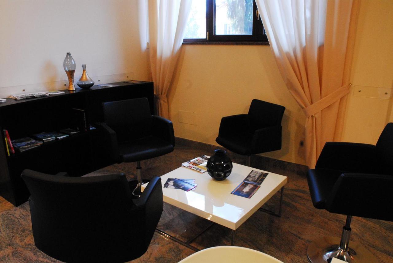 Hotel Iacone เคติ ภายนอก รูปภาพ