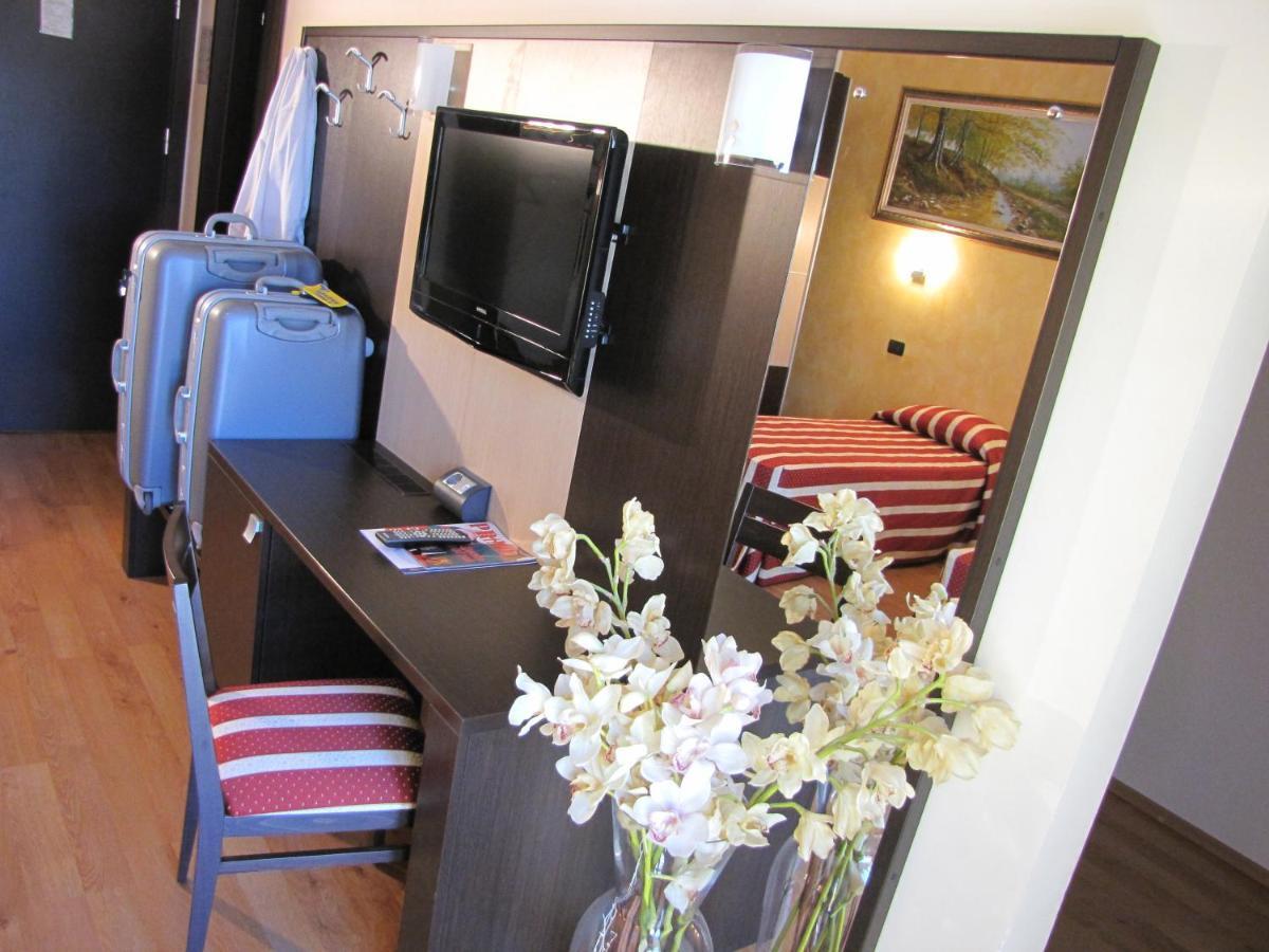 Hotel Iacone เคติ ห้อง รูปภาพ